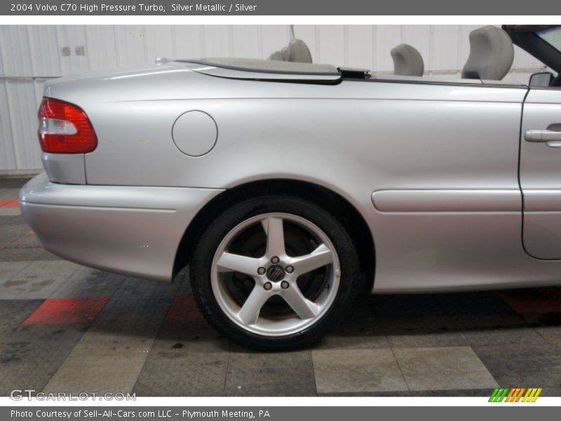 Silver Metallic / Silver 2004 Volvo C70 High Pressure Turbo