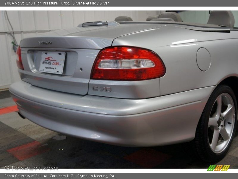Silver Metallic / Silver 2004 Volvo C70 High Pressure Turbo