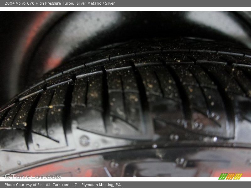 Silver Metallic / Silver 2004 Volvo C70 High Pressure Turbo
