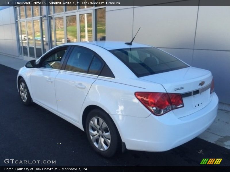 Summit White / Jet Black/Medium Titanium 2012 Chevrolet Cruze LS
