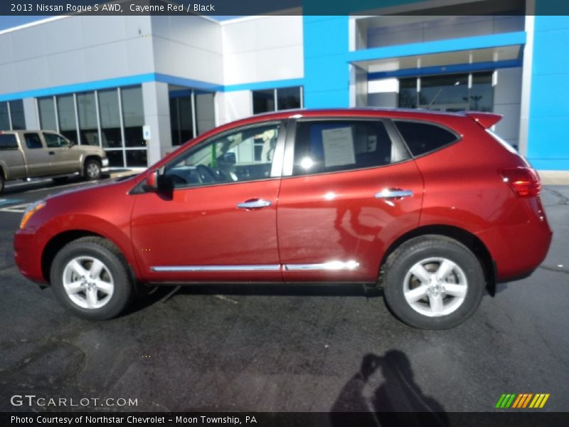 Cayenne Red / Black 2013 Nissan Rogue S AWD
