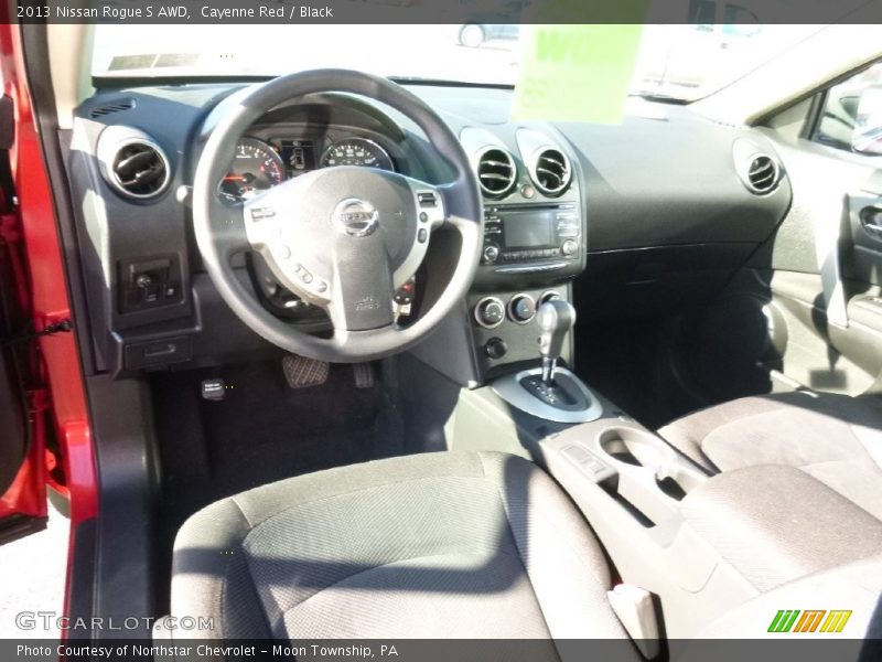 Cayenne Red / Black 2013 Nissan Rogue S AWD