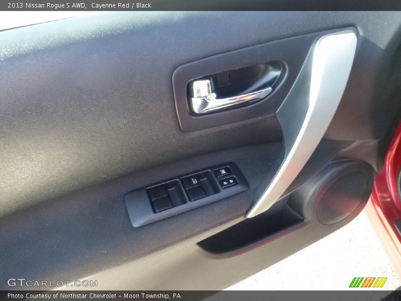 Cayenne Red / Black 2013 Nissan Rogue S AWD