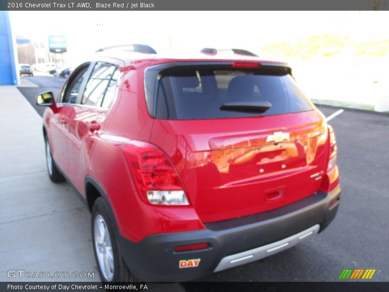 Blaze Red / Jet Black 2016 Chevrolet Trax LT AWD