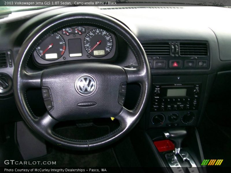 Campanella White / Black 2003 Volkswagen Jetta GLS 1.8T Sedan