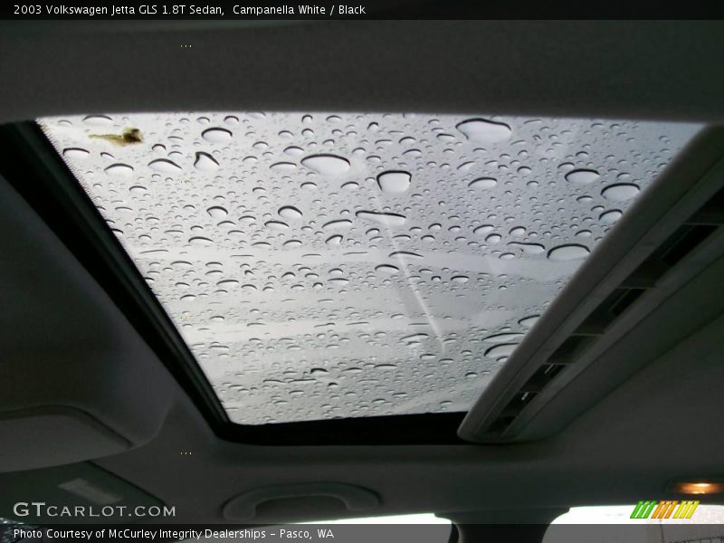 Campanella White / Black 2003 Volkswagen Jetta GLS 1.8T Sedan