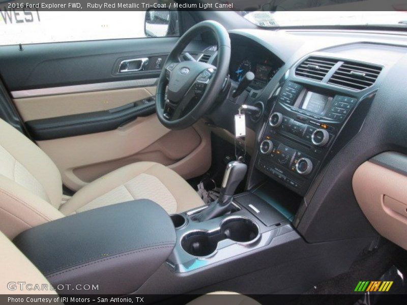 Ruby Red Metallic Tri-Coat / Medium Light Camel 2016 Ford Explorer FWD