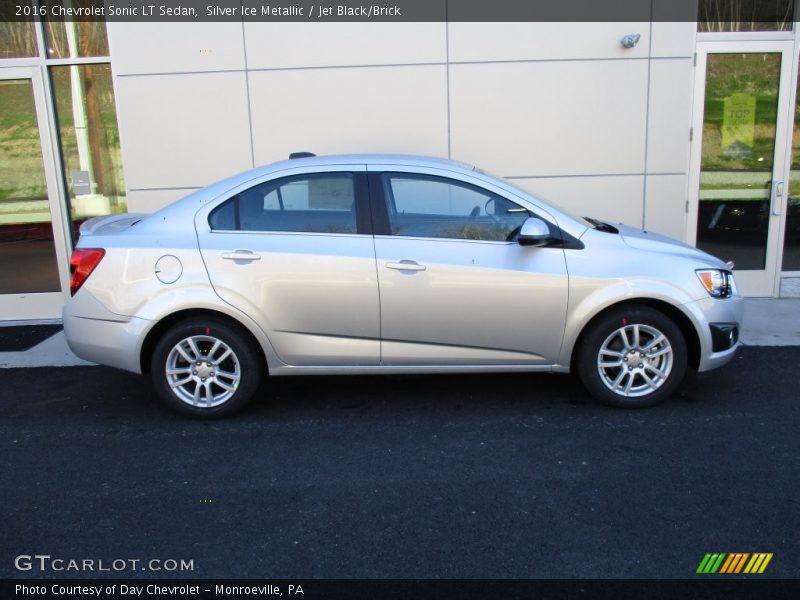 Silver Ice Metallic / Jet Black/Brick 2016 Chevrolet Sonic LT Sedan