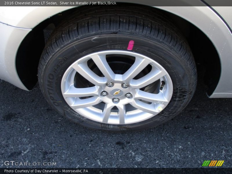 Silver Ice Metallic / Jet Black/Brick 2016 Chevrolet Sonic LT Sedan