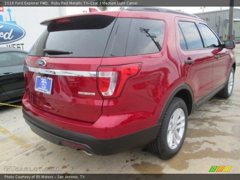 Ruby Red Metallic Tri-Coat / Medium Light Camel 2016 Ford Explorer FWD