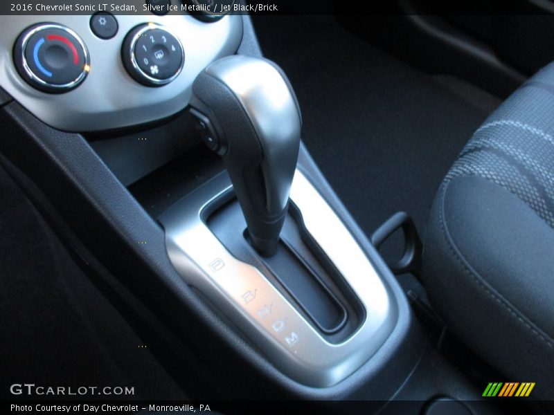 Silver Ice Metallic / Jet Black/Brick 2016 Chevrolet Sonic LT Sedan