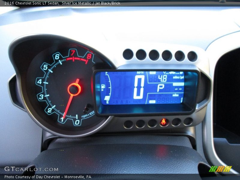 Silver Ice Metallic / Jet Black/Brick 2016 Chevrolet Sonic LT Sedan