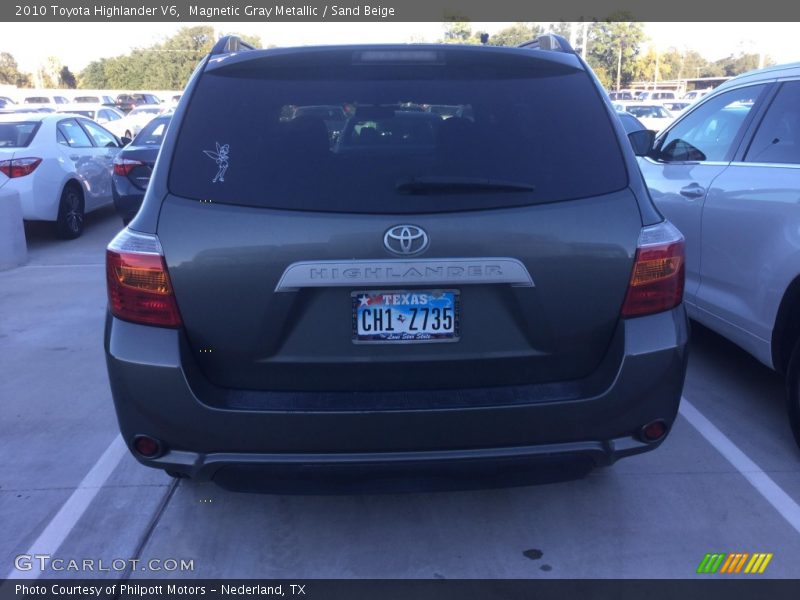 Magnetic Gray Metallic / Sand Beige 2010 Toyota Highlander V6