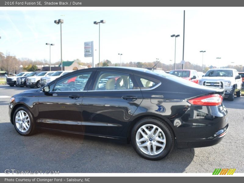 Shadow Black / Dune 2016 Ford Fusion SE