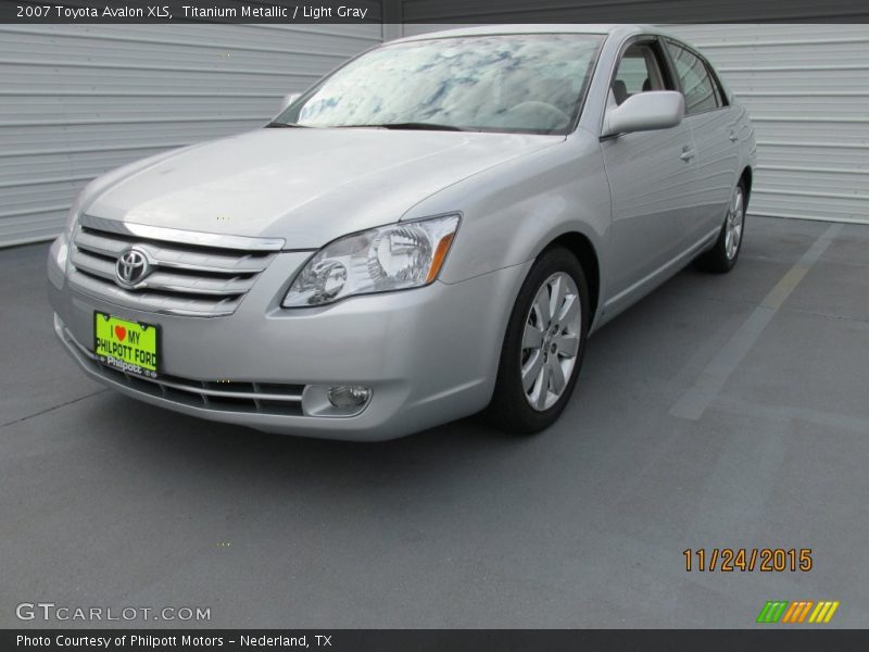 Titanium Metallic / Light Gray 2007 Toyota Avalon XLS