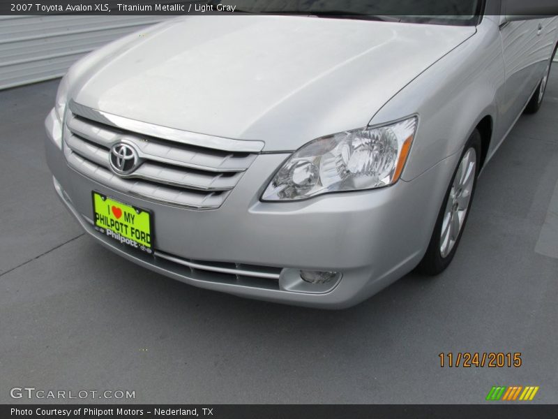 Titanium Metallic / Light Gray 2007 Toyota Avalon XLS