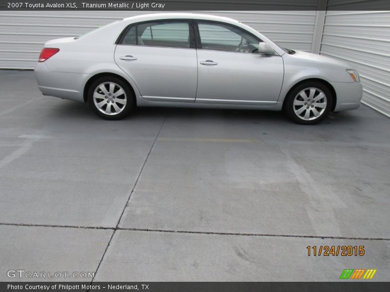 Titanium Metallic / Light Gray 2007 Toyota Avalon XLS