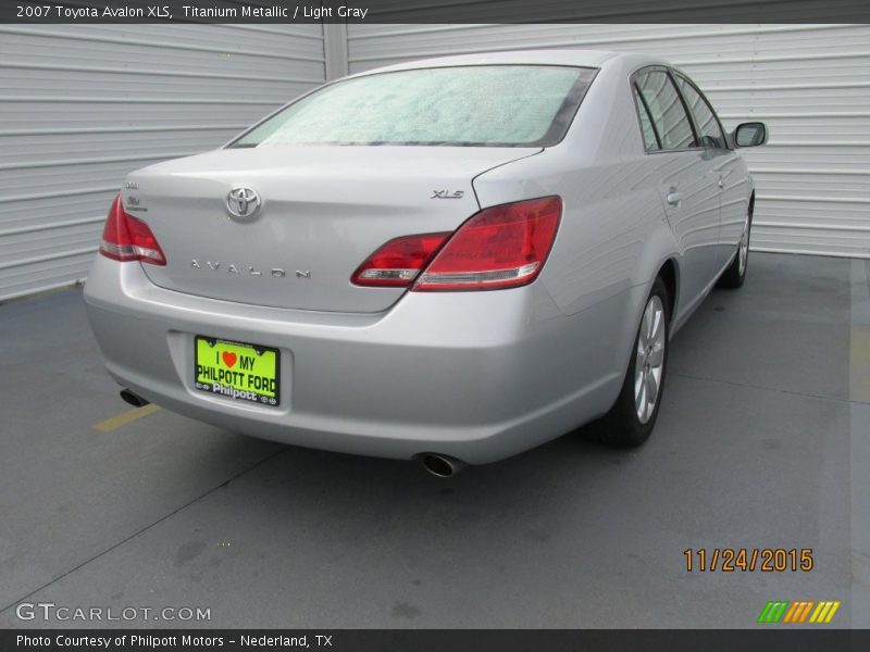 Titanium Metallic / Light Gray 2007 Toyota Avalon XLS