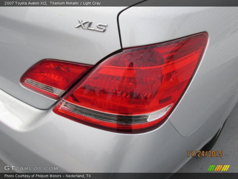 Titanium Metallic / Light Gray 2007 Toyota Avalon XLS