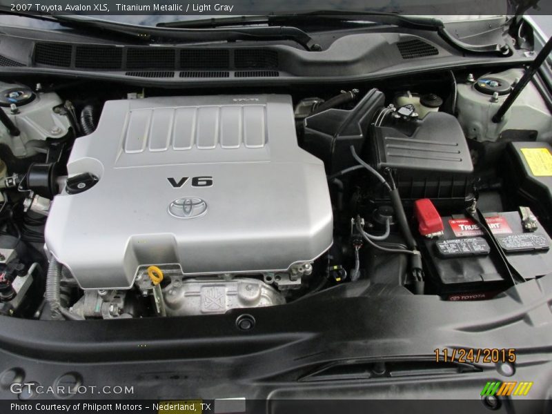 Titanium Metallic / Light Gray 2007 Toyota Avalon XLS
