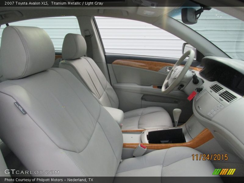 Titanium Metallic / Light Gray 2007 Toyota Avalon XLS