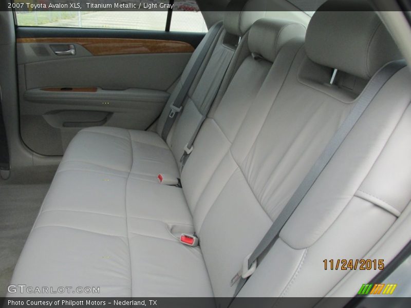 Titanium Metallic / Light Gray 2007 Toyota Avalon XLS
