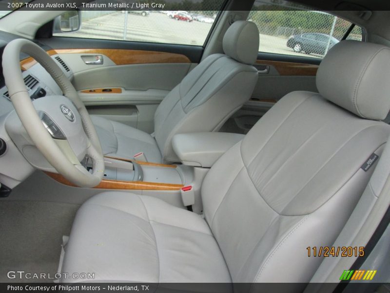 Titanium Metallic / Light Gray 2007 Toyota Avalon XLS