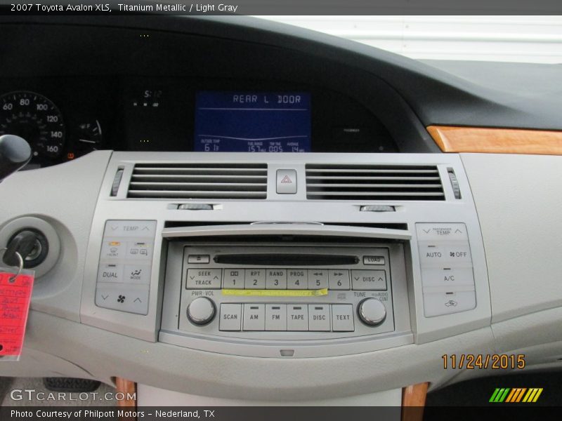 Titanium Metallic / Light Gray 2007 Toyota Avalon XLS