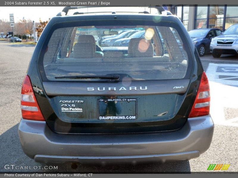 Woodland Green Pearl / Beige 2004 Subaru Forester 2.5 XS