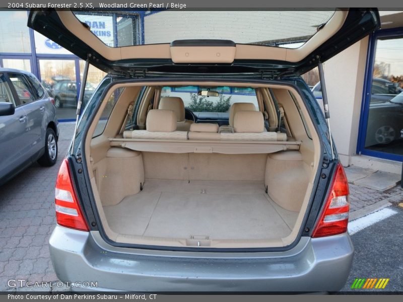 Woodland Green Pearl / Beige 2004 Subaru Forester 2.5 XS