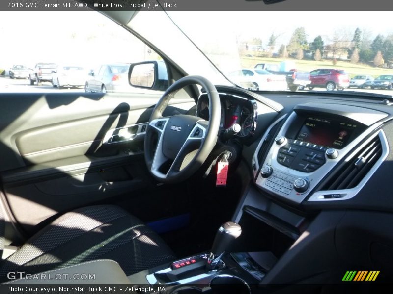White Frost Tricoat / Jet Black 2016 GMC Terrain SLE AWD