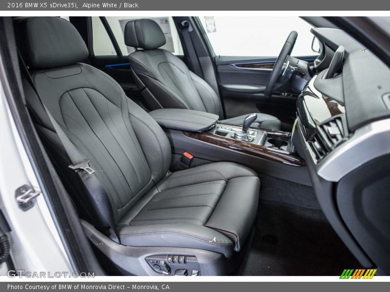 Alpine White / Black 2016 BMW X5 sDrive35i
