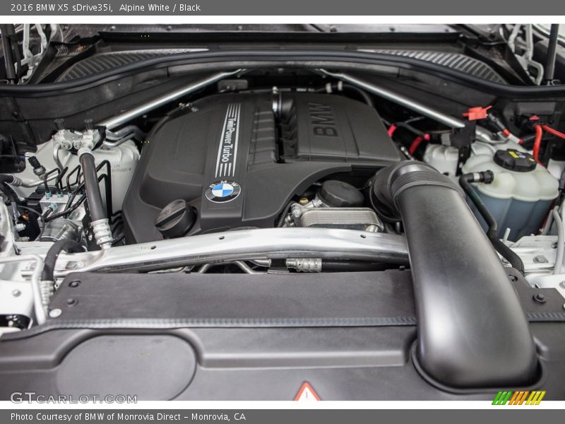 Alpine White / Black 2016 BMW X5 sDrive35i