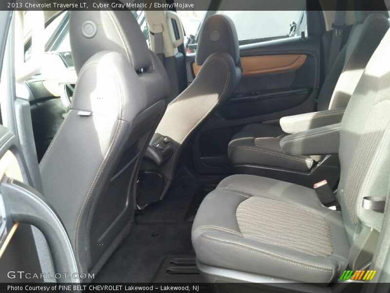 Cyber Gray Metallic / Ebony/Mojave 2013 Chevrolet Traverse LT