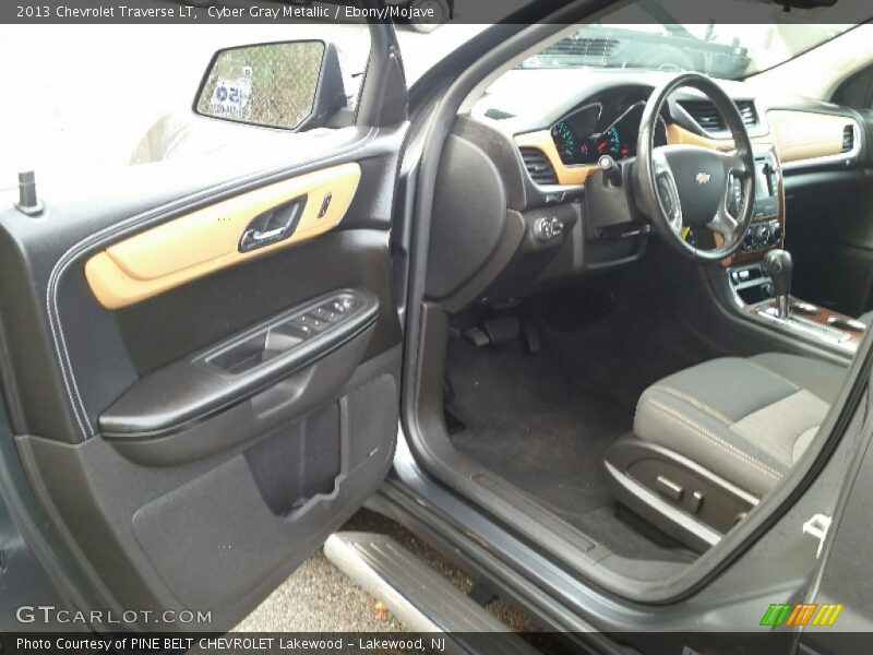 Cyber Gray Metallic / Ebony/Mojave 2013 Chevrolet Traverse LT
