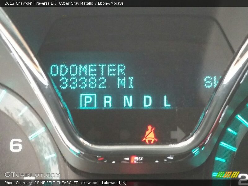 Cyber Gray Metallic / Ebony/Mojave 2013 Chevrolet Traverse LT