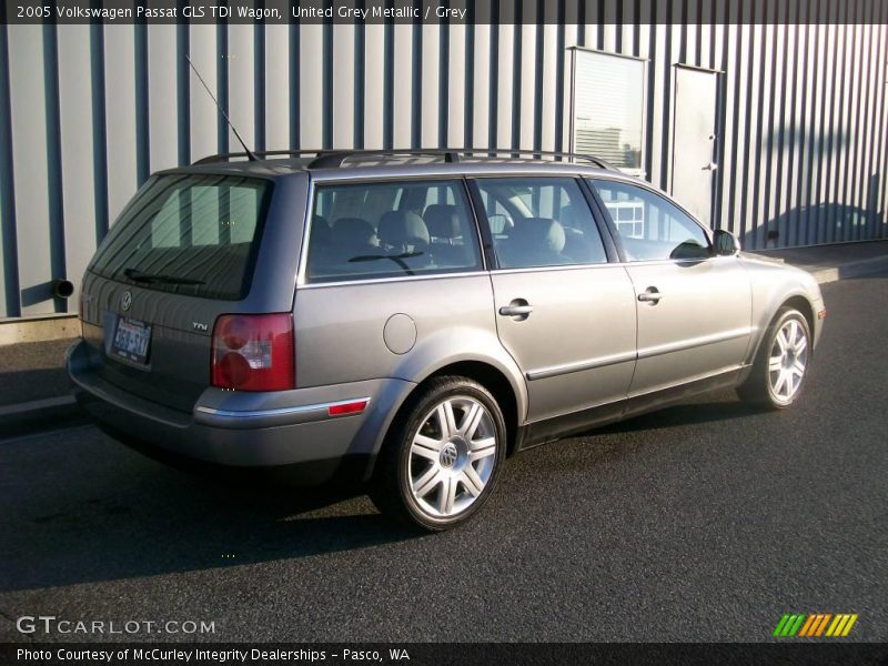 United Grey Metallic / Grey 2005 Volkswagen Passat GLS TDI Wagon