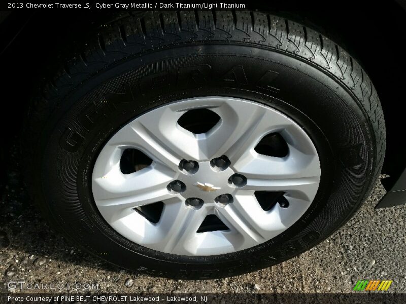 Cyber Gray Metallic / Dark Titanium/Light Titanium 2013 Chevrolet Traverse LS