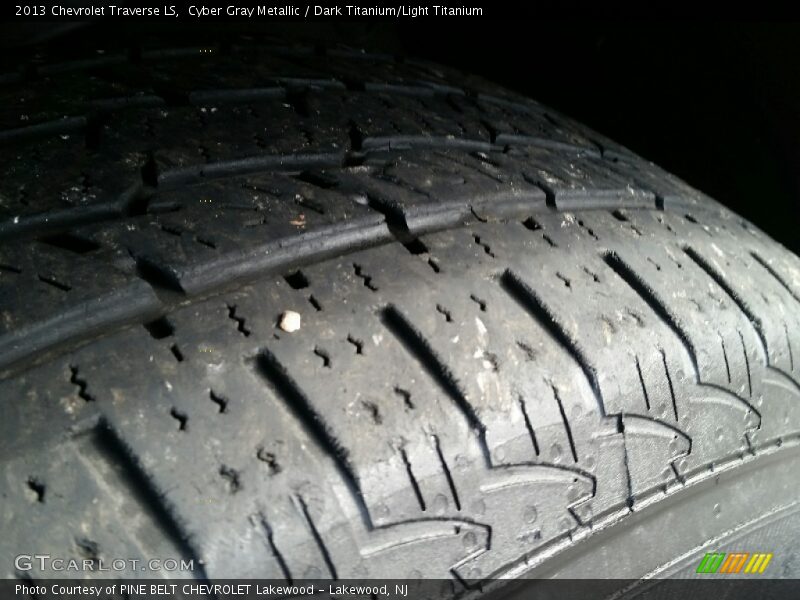 Cyber Gray Metallic / Dark Titanium/Light Titanium 2013 Chevrolet Traverse LS