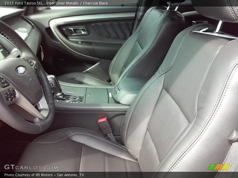 Ingot Silver Metallic / Charcoal Black 2015 Ford Taurus SEL