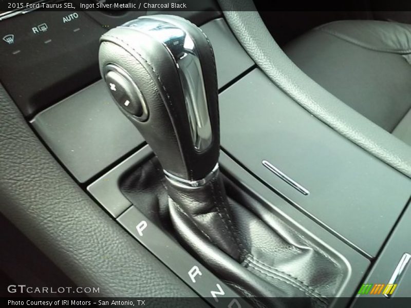 Ingot Silver Metallic / Charcoal Black 2015 Ford Taurus SEL