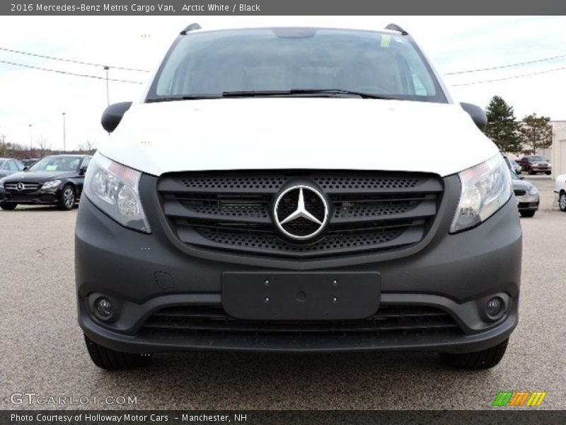 Arctic White / Black 2016 Mercedes-Benz Metris Cargo Van