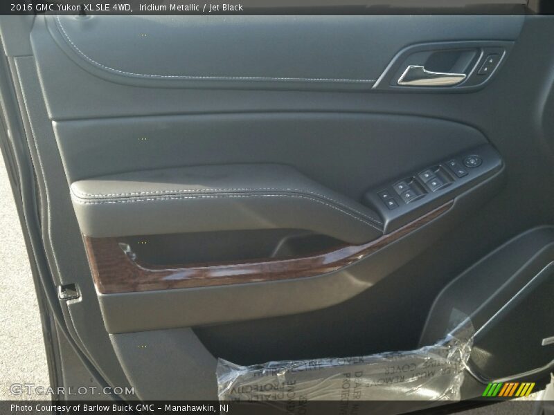 Iridium Metallic / Jet Black 2016 GMC Yukon XL SLE 4WD