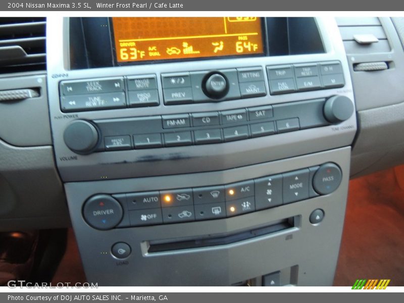 Winter Frost Pearl / Cafe Latte 2004 Nissan Maxima 3.5 SL
