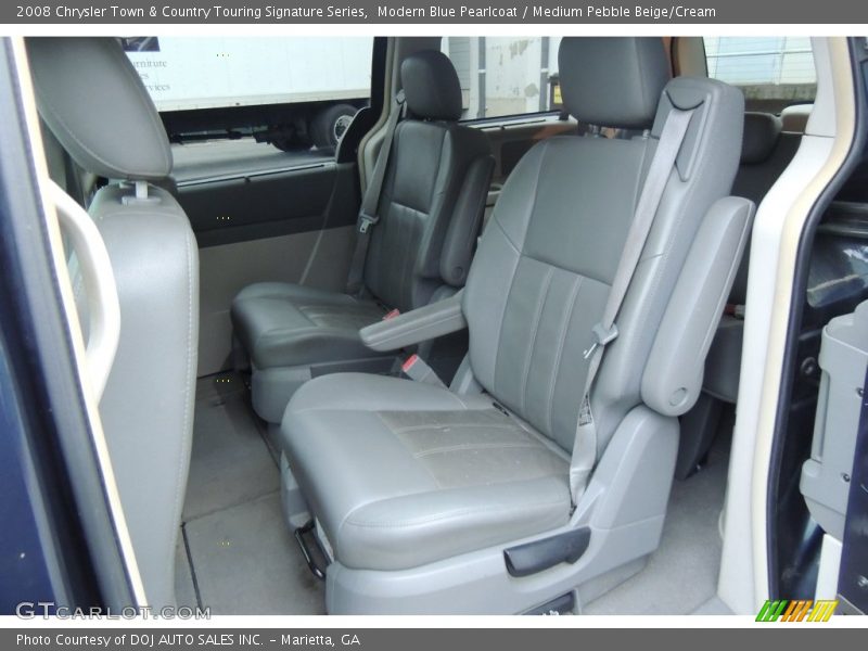 Modern Blue Pearlcoat / Medium Pebble Beige/Cream 2008 Chrysler Town & Country Touring Signature Series