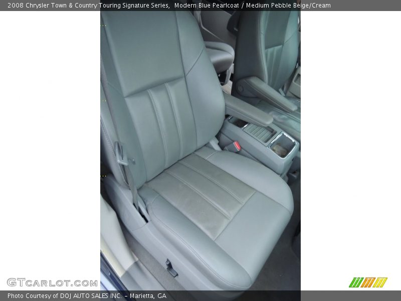 Modern Blue Pearlcoat / Medium Pebble Beige/Cream 2008 Chrysler Town & Country Touring Signature Series
