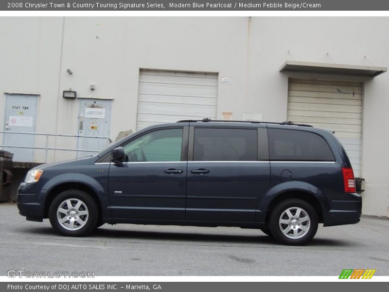 Modern Blue Pearlcoat / Medium Pebble Beige/Cream 2008 Chrysler Town & Country Touring Signature Series