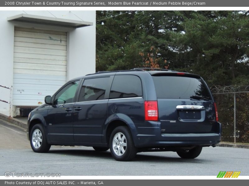 Modern Blue Pearlcoat / Medium Pebble Beige/Cream 2008 Chrysler Town & Country Touring Signature Series