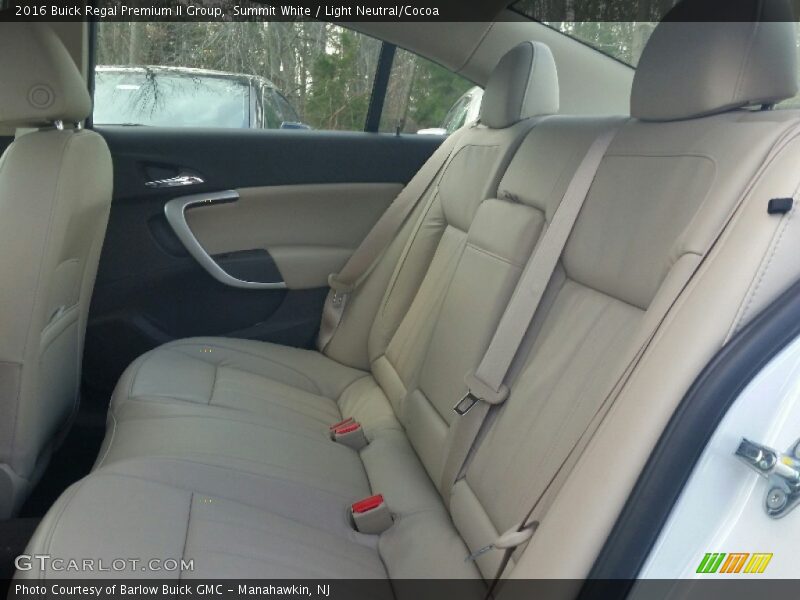 Summit White / Light Neutral/Cocoa 2016 Buick Regal Premium II Group