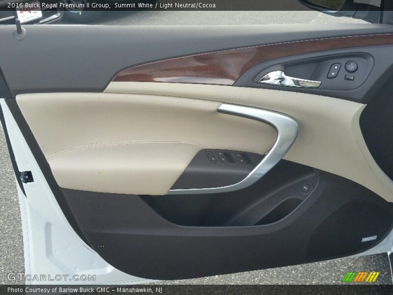 Summit White / Light Neutral/Cocoa 2016 Buick Regal Premium II Group